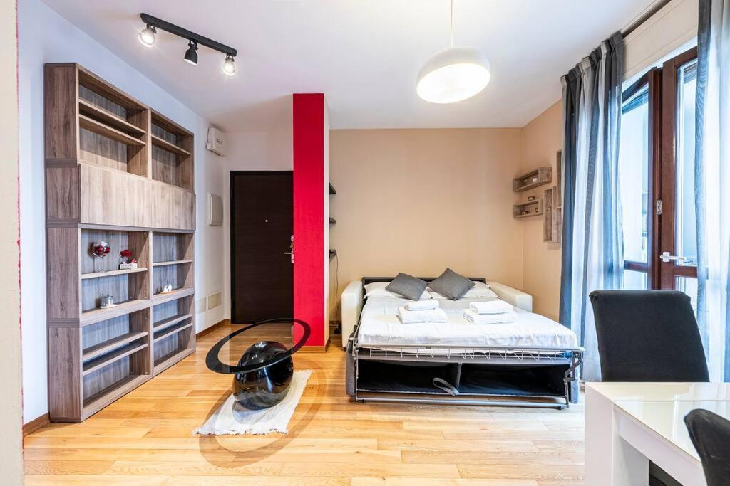 Leopolda Apartment Free Wi-Fi Firenze Bagian luar foto